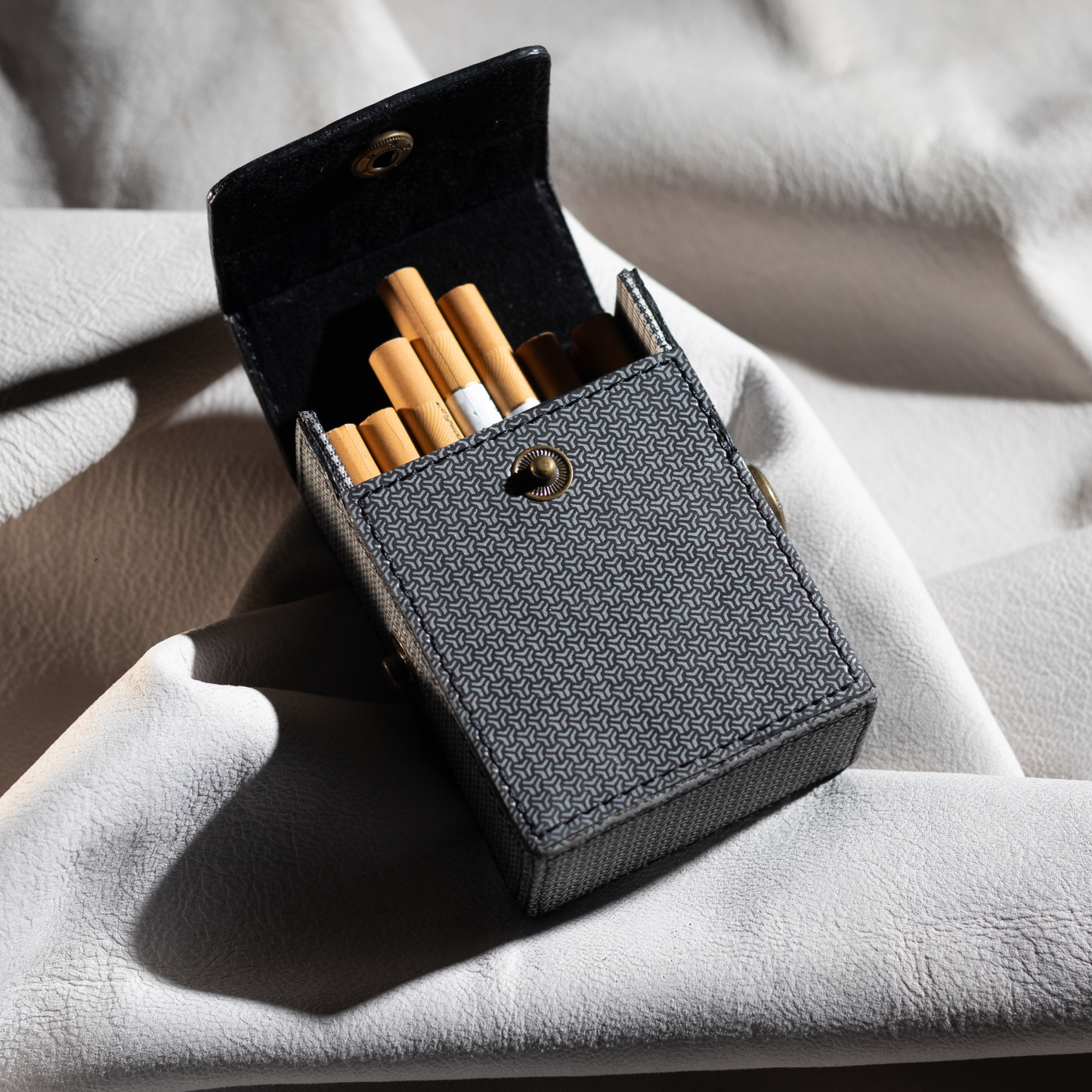 SMOK-PACK / TRIQUETRA RADIANCE