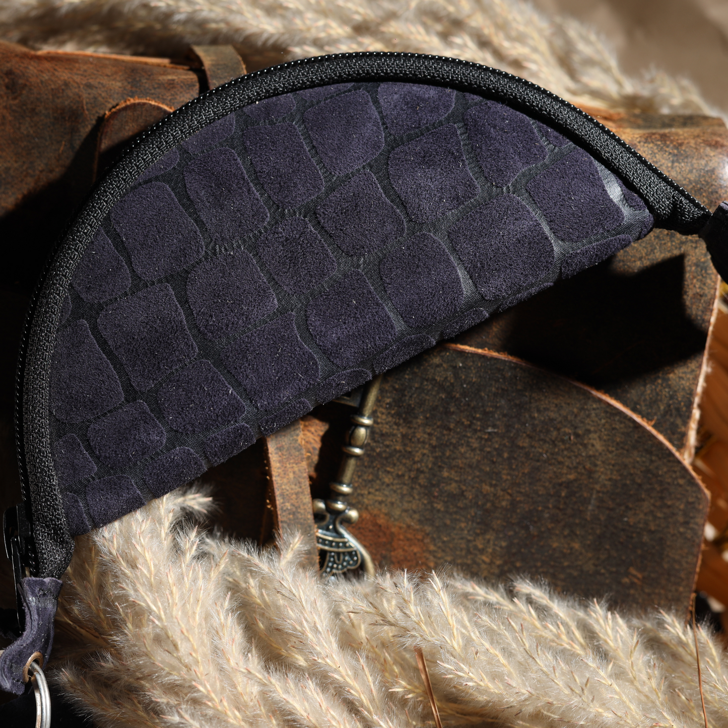 CANNA-BASE / MIDNIGHT CROC