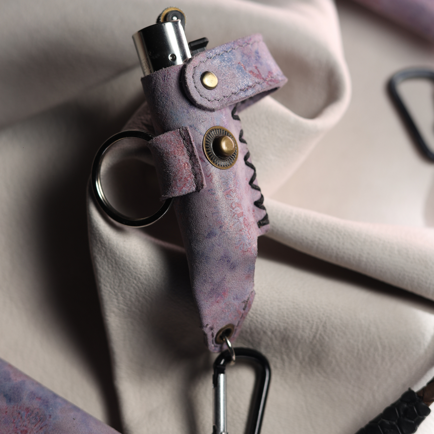 LIGHTER HOLDER / LILAC HAZE