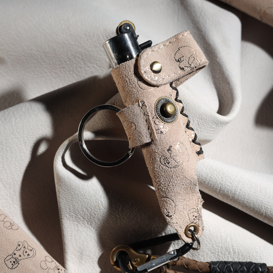 LIGHTER HOLDER / TEDDY PAWS