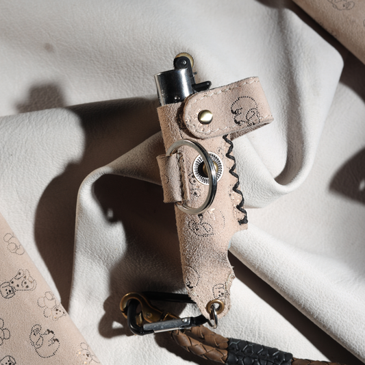 LIGHTER HOLDER / TEDDY PAWS