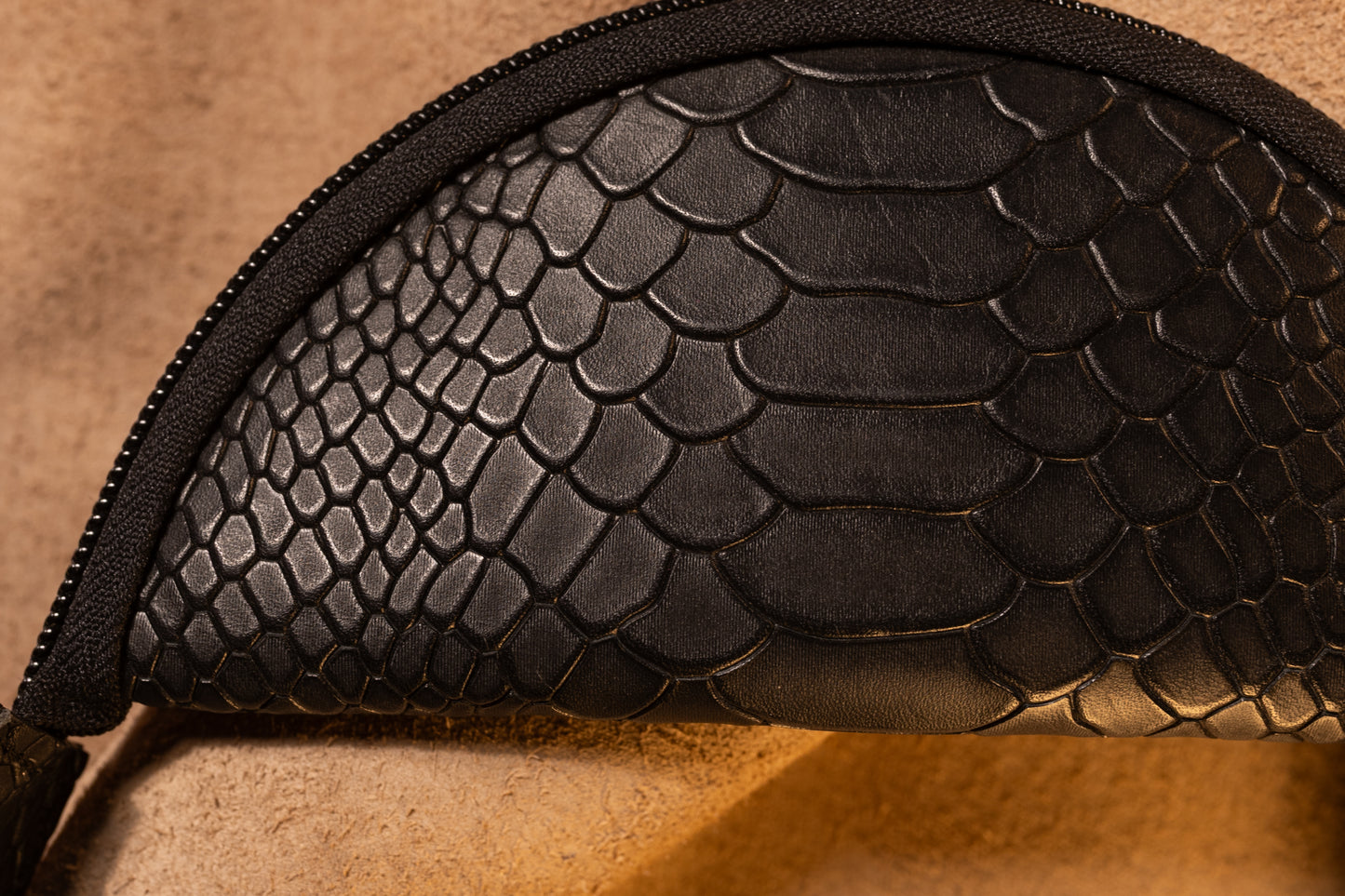 CANNA-BASE / BLACK-CROC LIMITED EDITION