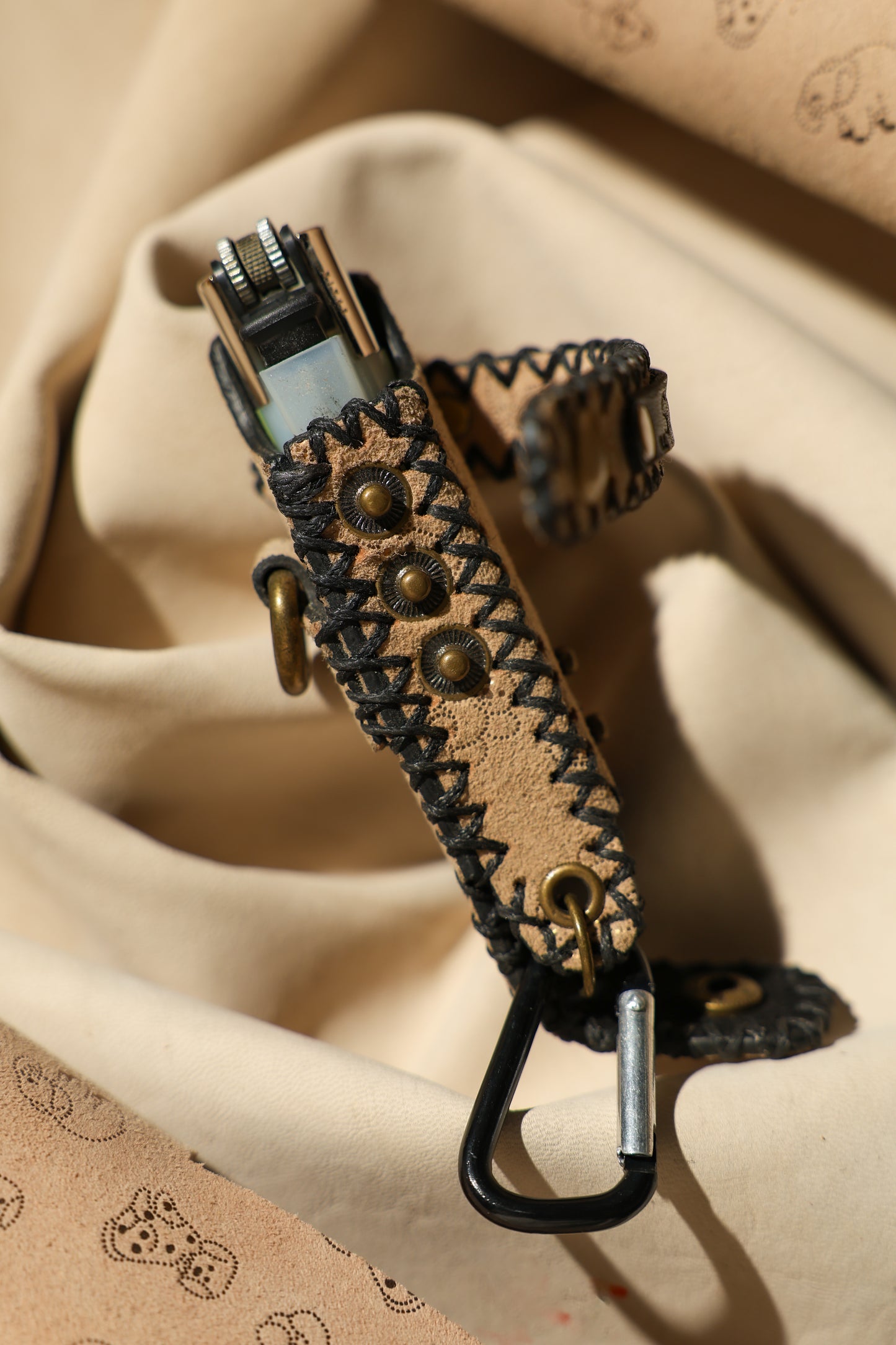 LIGHTER HOLDER Mk2 / TEDDY PAWS