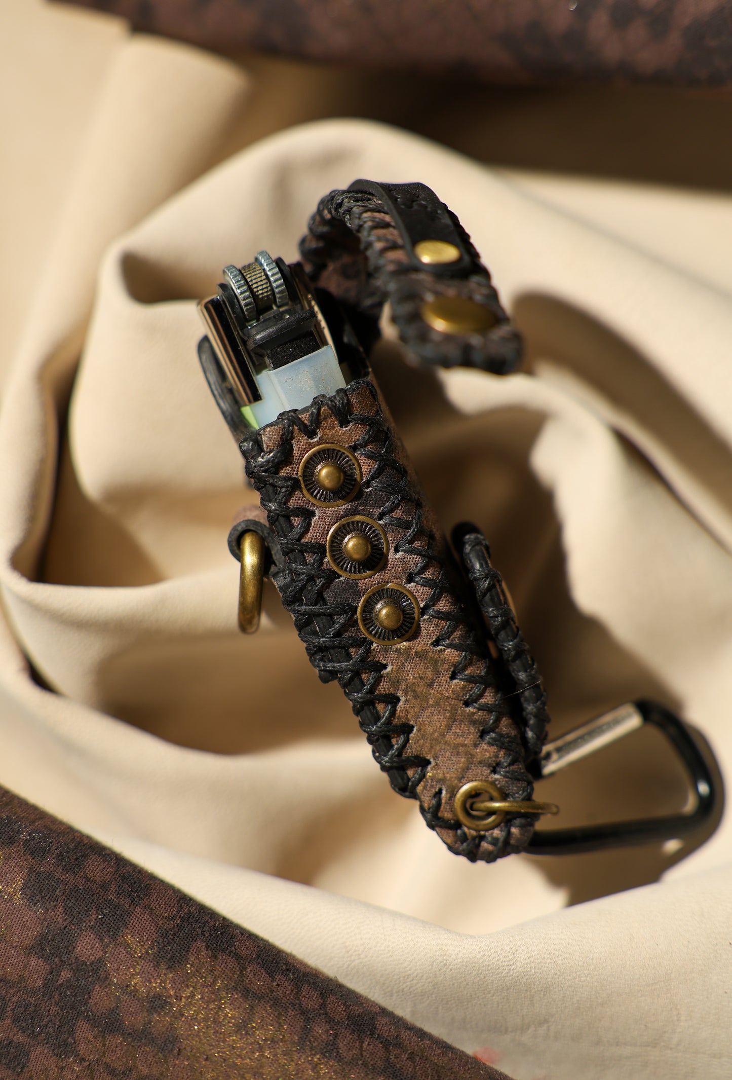 LIGHTER HOLDER Mk2 / MORPHED PYTHON