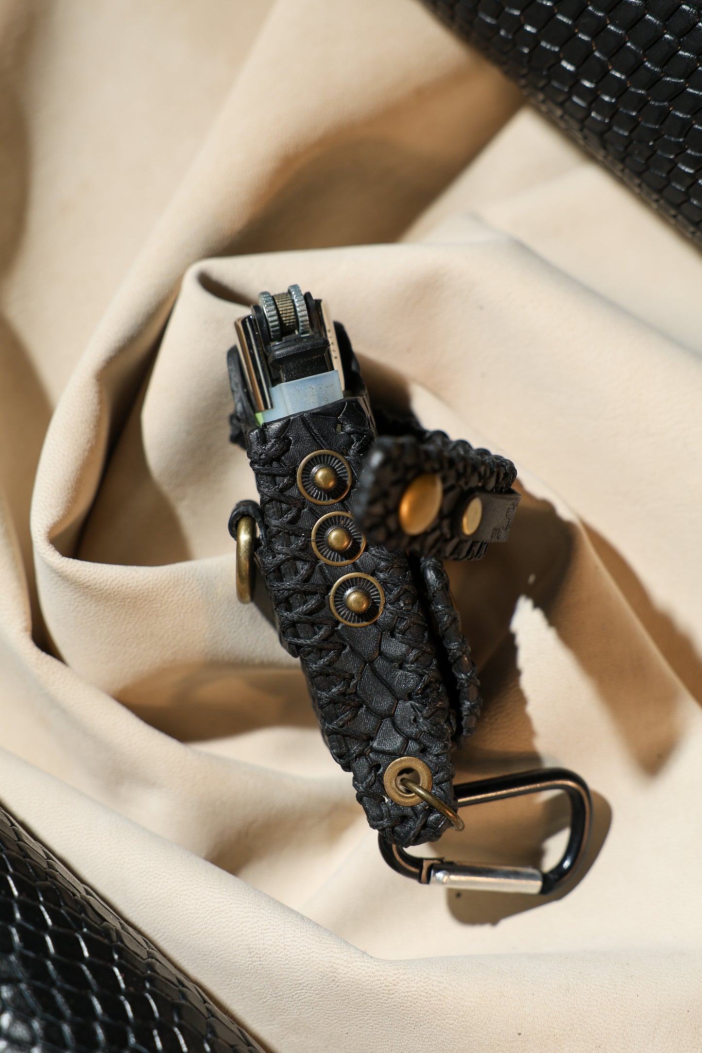 LIGHTER HOLDER Mk2/ BLACK-CROC LIMITED EDITION